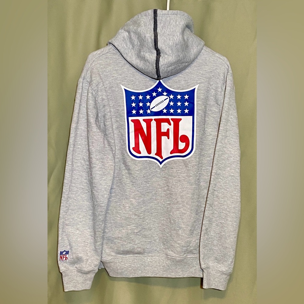 NFL Grey  NFL Football Hoodie with Logo size Men’s  S